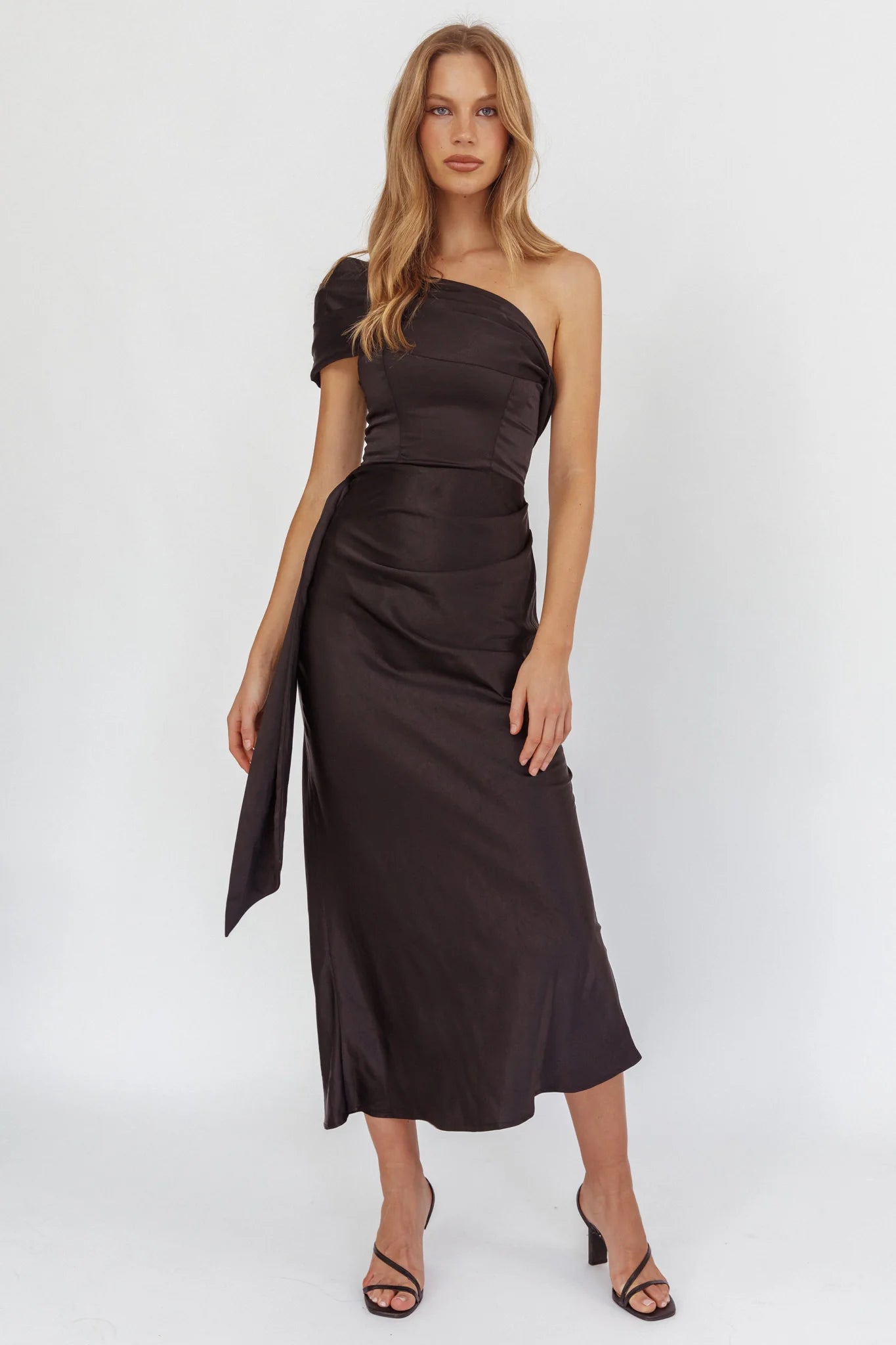 Guinevere One-Shoulder Waist Sash Maxi Dress Black