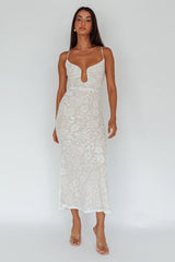 Nouveau U-Neckline Midi Dress Floral White