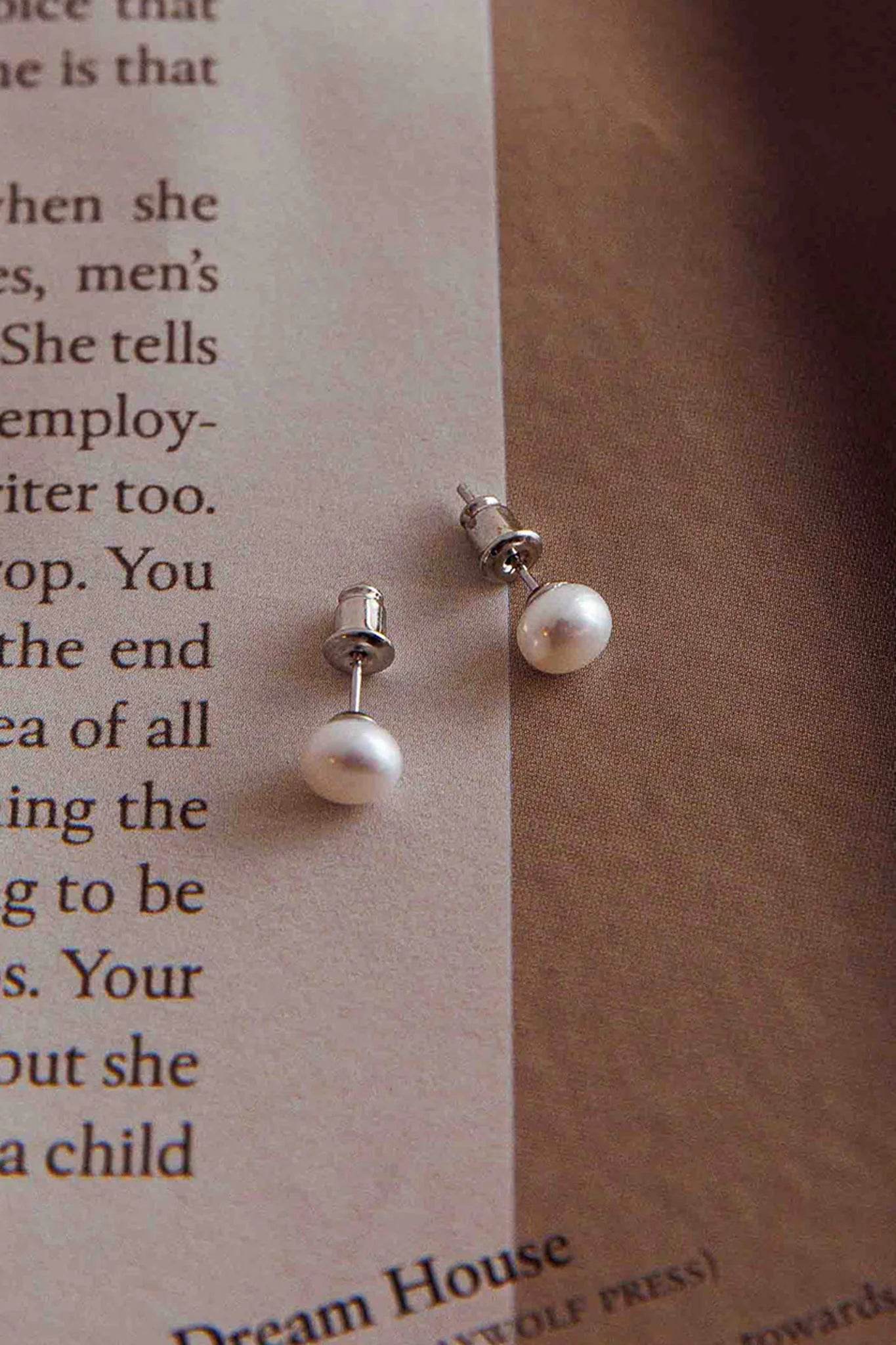 Tahyna Pearl Stud Earrings