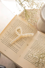 Hannah Pearl Twist Hair Clip Clear