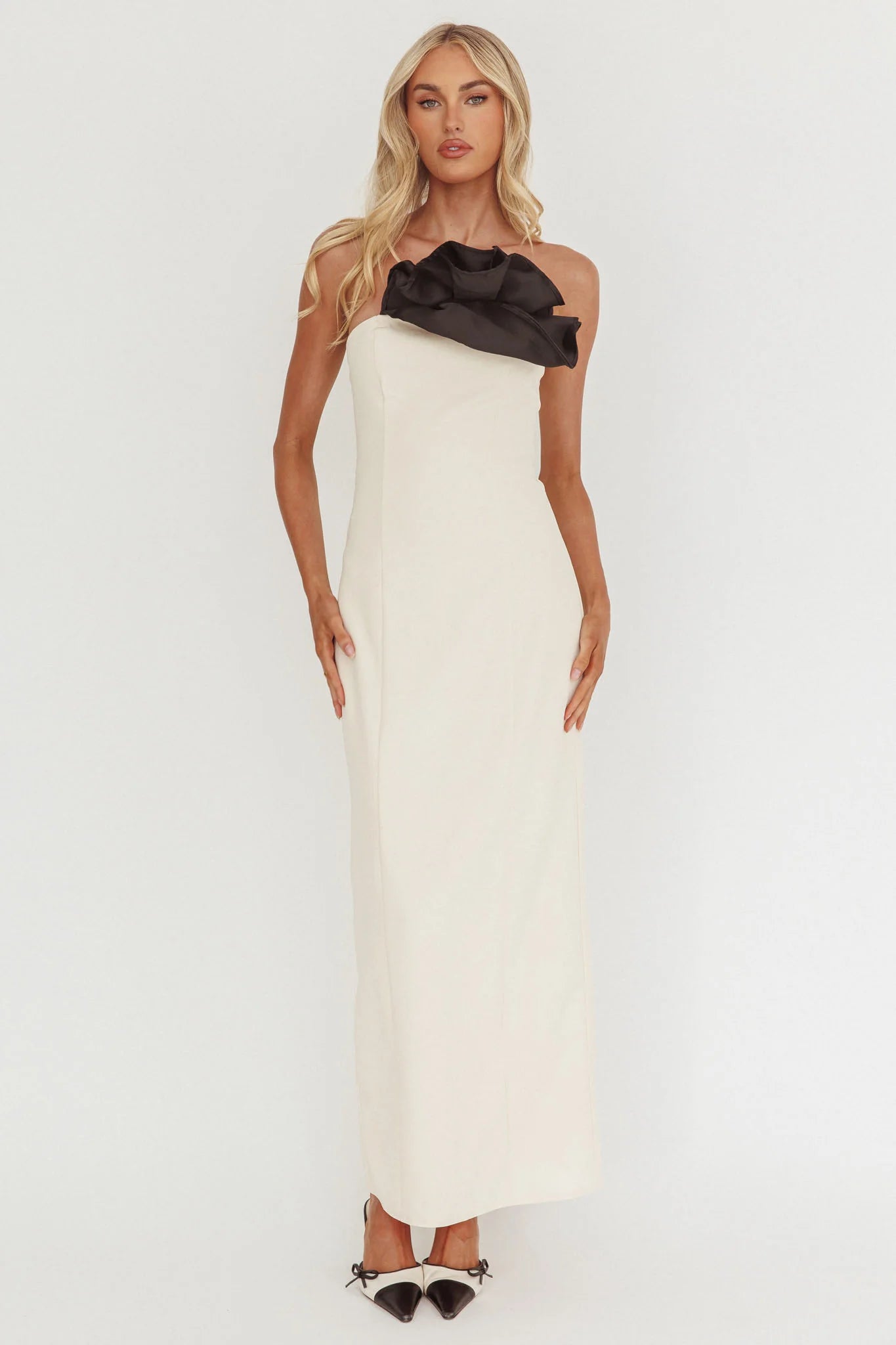 Lonnie Neckline Decoration Maxi Dress Cream
